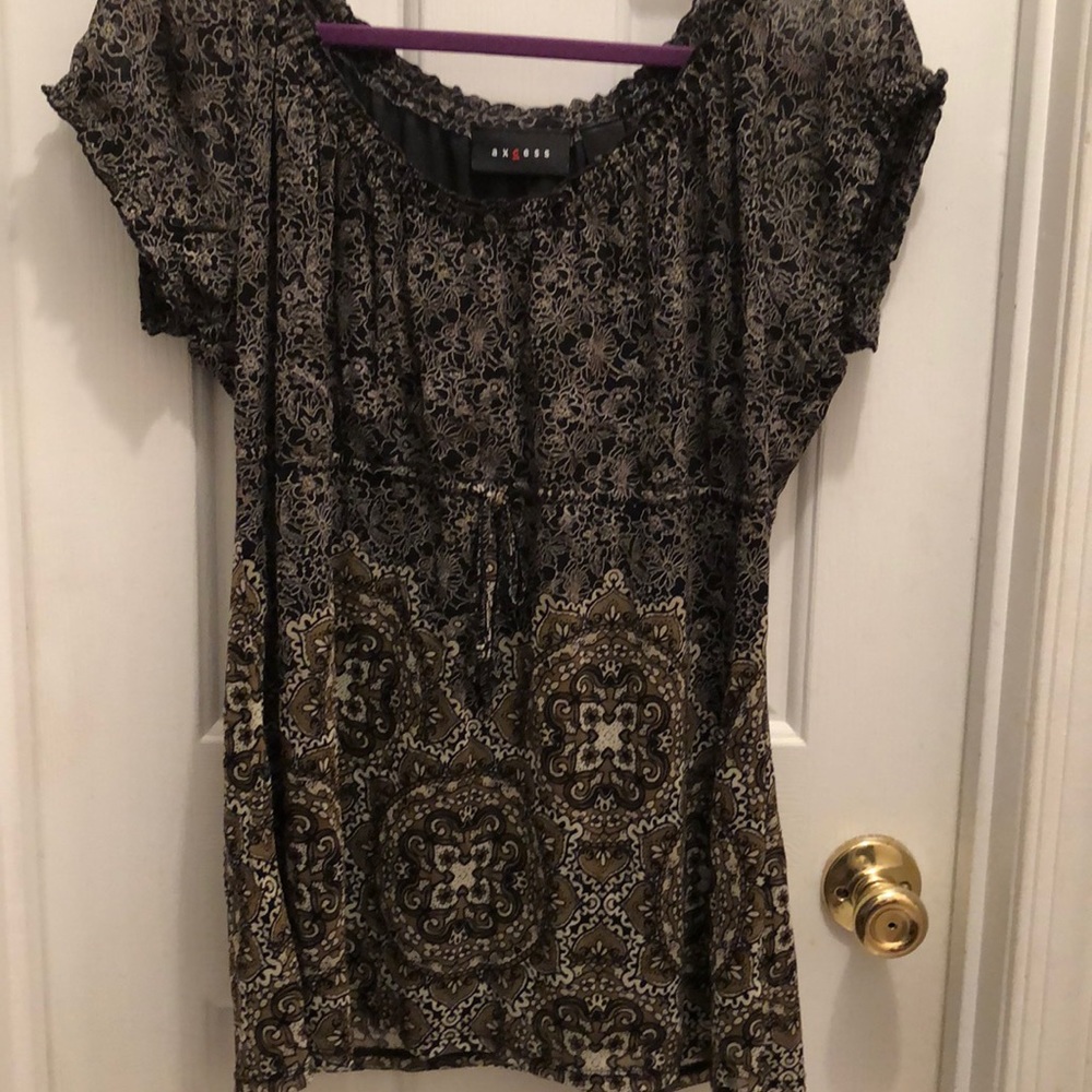 Cute XL top from Access